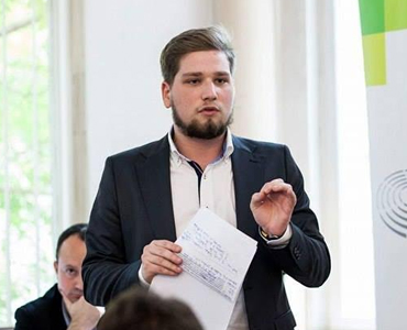Debater